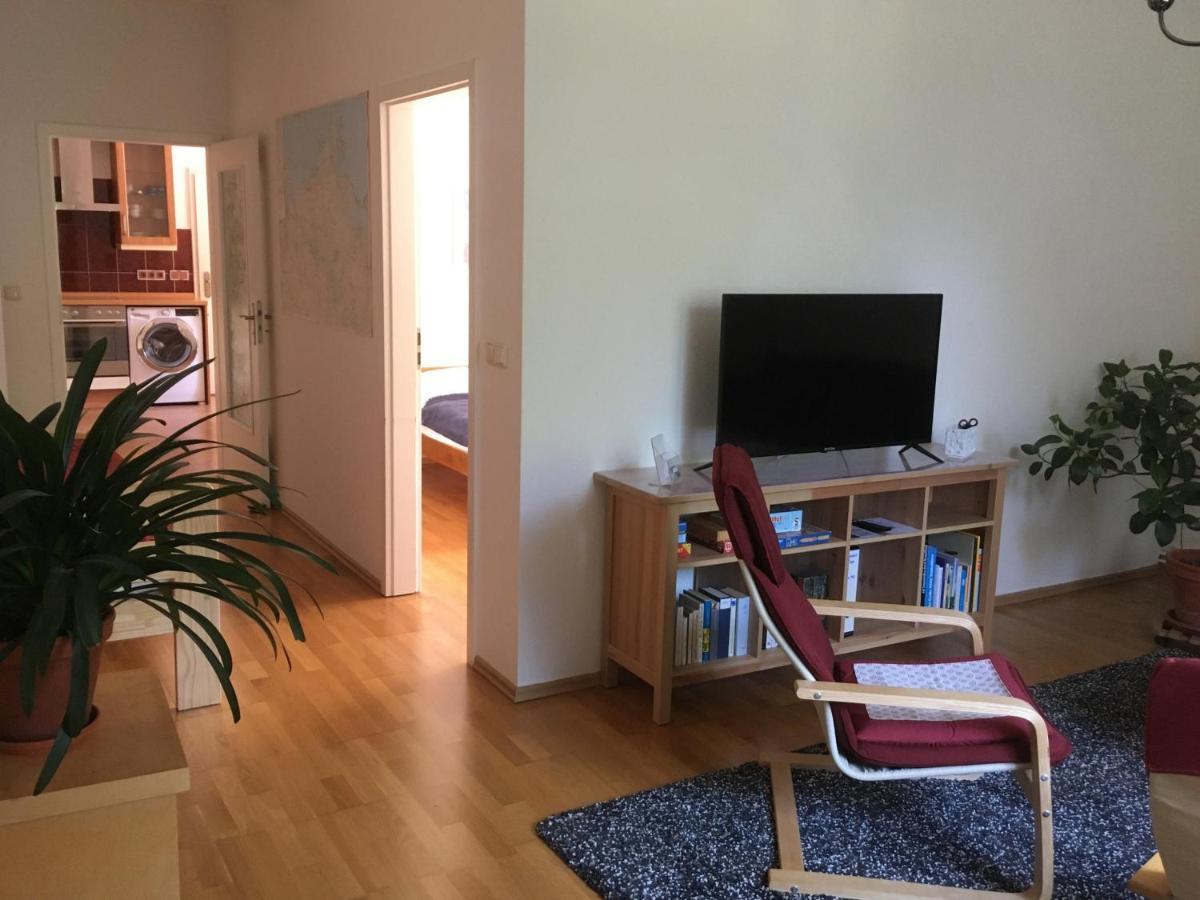 Ferienwohnung Kastanienblick Oder Parkblick, Oder Unser Radlerzimmer! Ziethen  Eksteriør billede